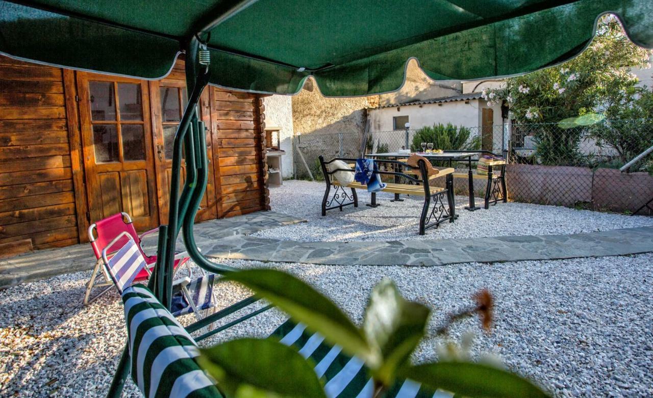 Holiday House Ioanna Nea Peramos  Exterior photo
